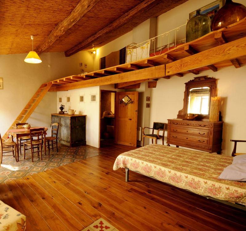 La Vigne Bleue Otel Olonzac Dış mekan fotoğraf